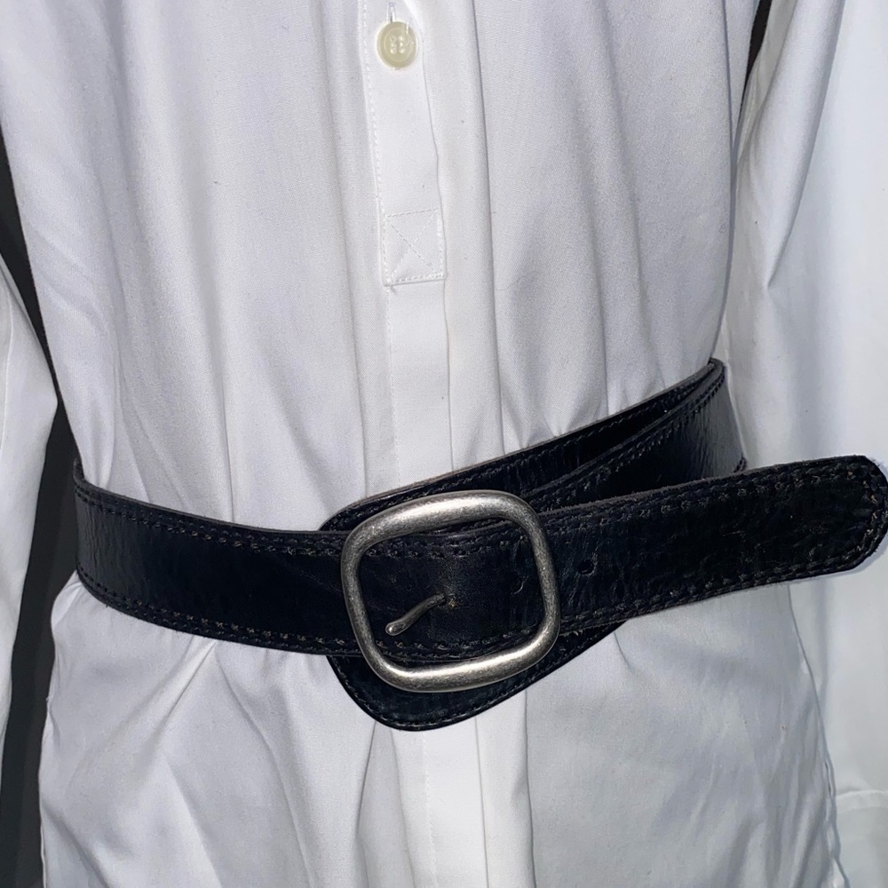100% Genuine Leather Fossil Belt Size M